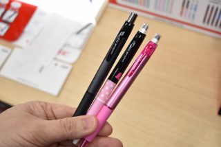 三菱鉛筆から消せるゲルインクボールペンが出た!uni-ball R:E(アールイー)登場!