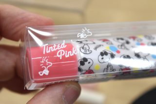 スヌーピー好きにはたまらない、スヌーピー柄のエテュセリップがロフト限定で販売!
