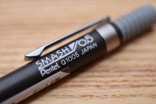 アマゾンで売っているスマッシュのガンメタリック軸。これは結構いい!