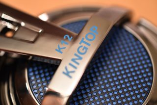 ゲーム用のマイク付きヘッドホン KINGTOP K12 を買った。僕は使ってないけれども。