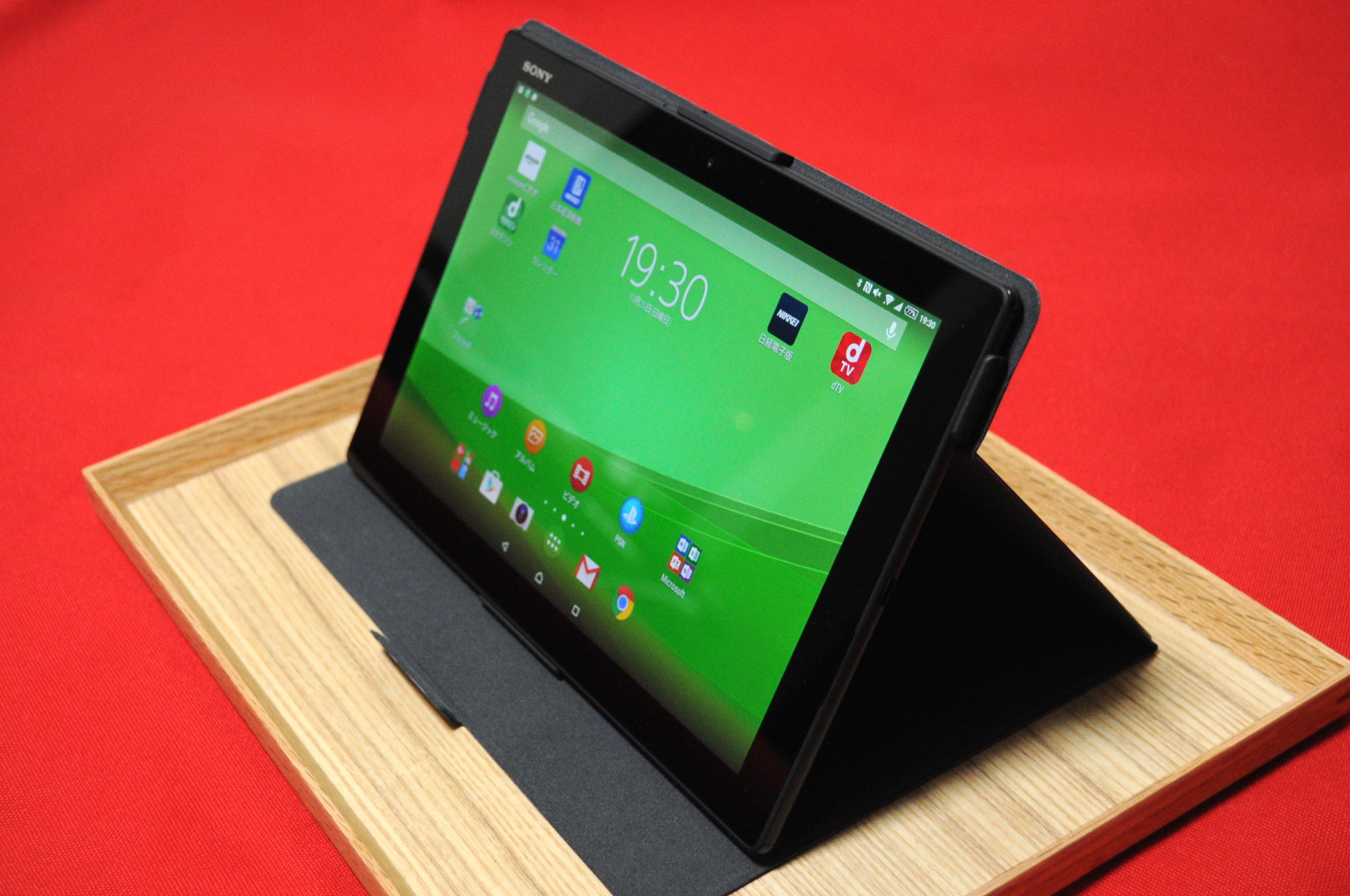 Xperia Z4 Tablet用カバー Scr32 を購入しました 質感良好で 少し重くなるけど安心です モノ好き ブログ