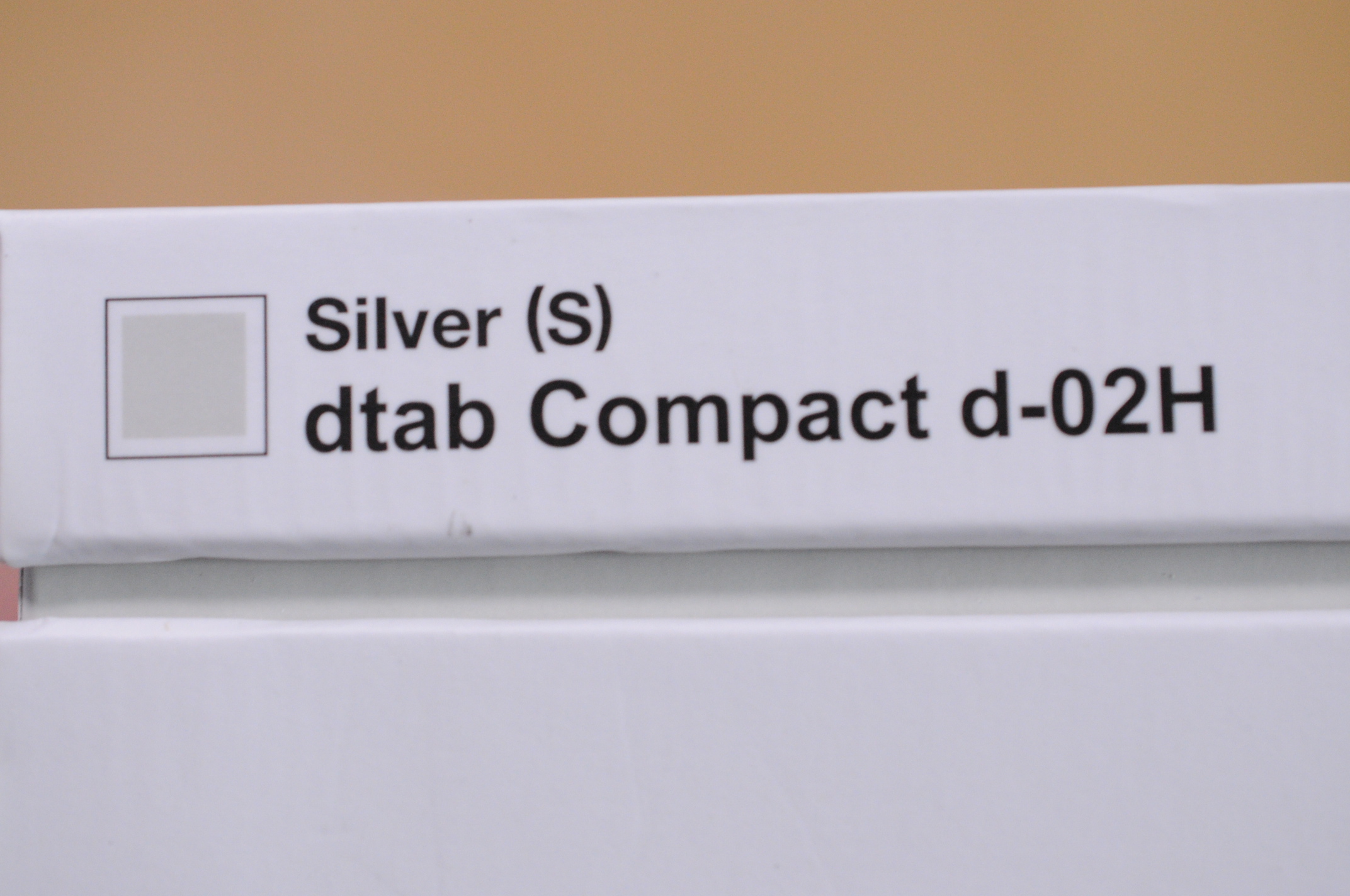 8インチタブレット Dtab Compact D 02hを白ロムで購入 コスパ高過ぎで涙出る モノ好き ブログ