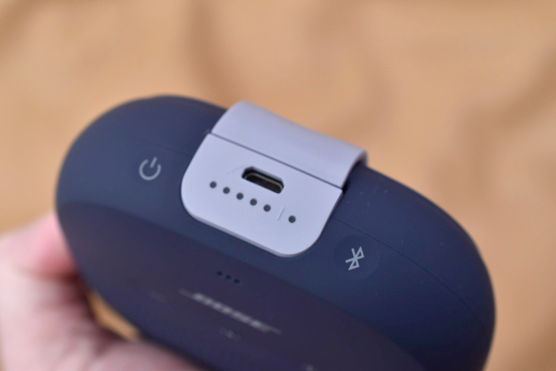 Bose Soundlink Micro Bluetooth Speaker を購入 レビュー 小さいのに低音が響く モノ好き ブログ