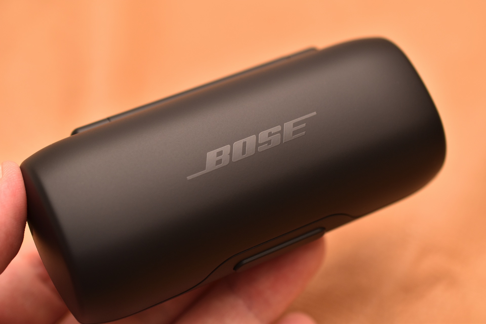 Boseの完全ワイヤレスイヤホン SoundSport Free wireless headphones 