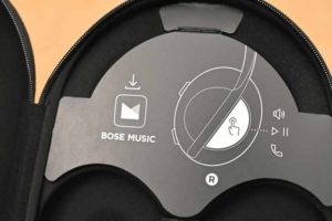 Bose Noise Cancelling Headphones 700 タッチ操作の説明