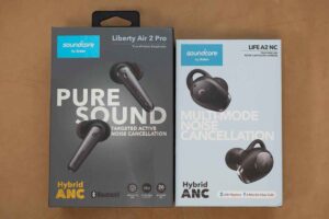 「Soundcore Liberty Air 2 Pro」と「Soundcore Life A2 NC」のパッケージ