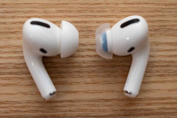 Spinfit CP1025 & Adapter を装着したAirPods Pro