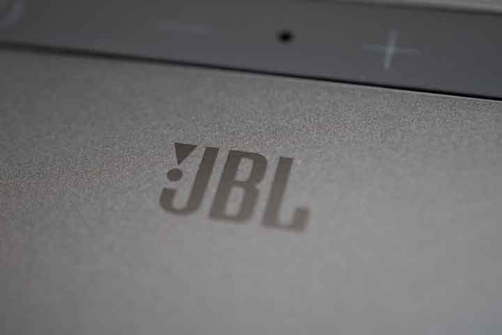 JBL Bar 5.0 MultiBeam」自腹購入レビュー！DOLBY ATMOS対応がうれしい 