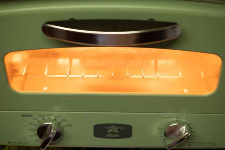 アラジンの「グラファイトトースター（2枚焼き）」購入レビュー！トースターでトーストはおいしくなるのか？ - モノ好き。ブログ