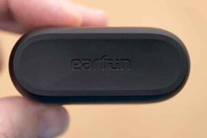 EarFun Free 2 の充電ケース