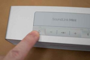 Bose SoundLink Mini II SE 操作パネル