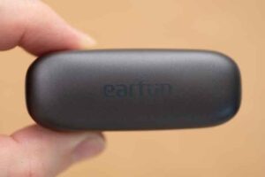 EarFun Free Pro 2 の充電ケース外観