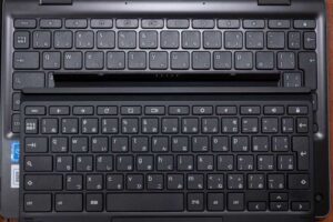 ASUS Chromebook Flip C214MA と Detachable CM3 のキーボード比較