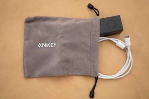 Anker 511 Power Bank に合うポーチが欲しい。