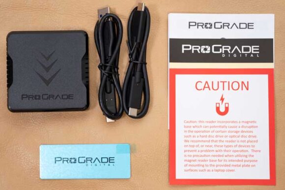 ProGrade Digital CFexpress Type B/SD ダブルスロットカードリーダー (PG05.5)のセット内容