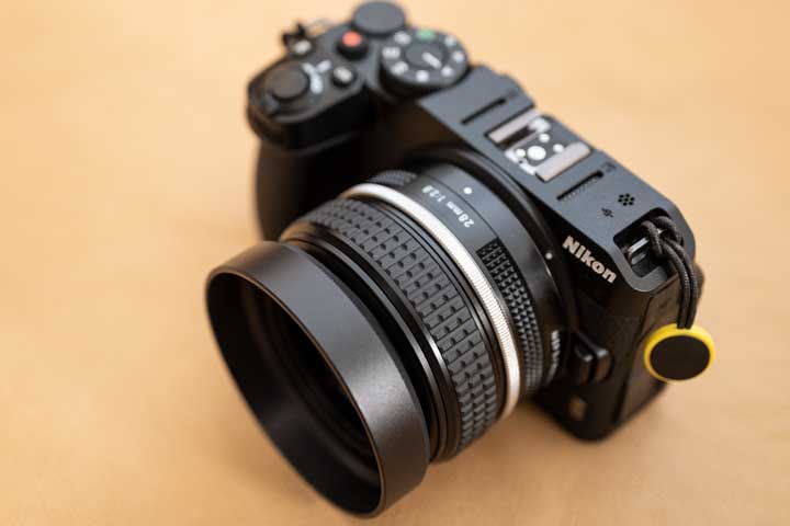 おトク情報がいっぱい！ Nikon NIKKOR Z 28mm f/2.8 フィルターとフードおまけつき レンズ(単焦点) 