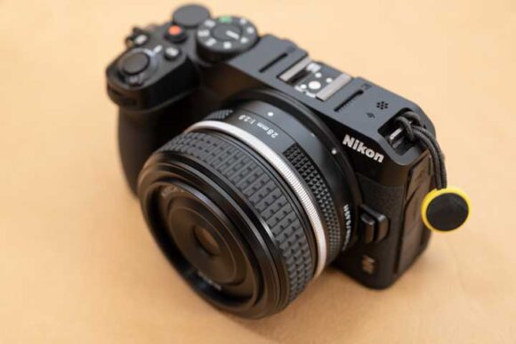 Nikon Z 30 に NIKKOR Z 28mm f/2.8（SE）を装着