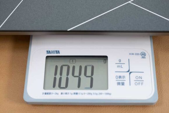 ASUS Zenbook S 13 OLED の重量