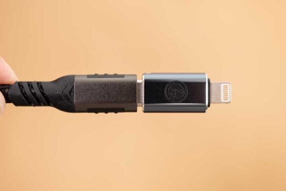 USB Type C & Lightning 変換アダプタ－とUSB-C延長ケーブルを接続
