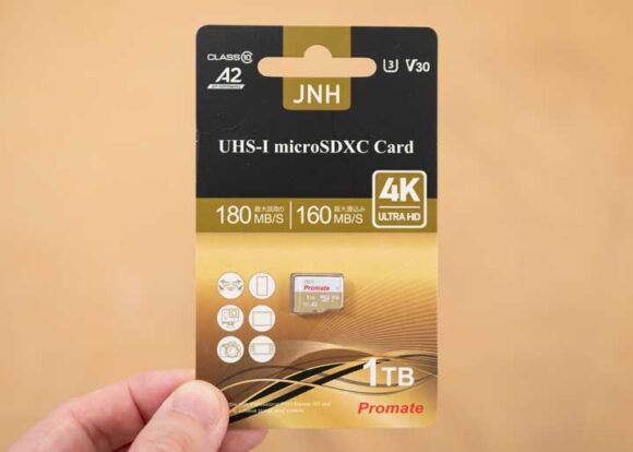  JHN Promate 1TB microSDXCカード のパッケージ（表）