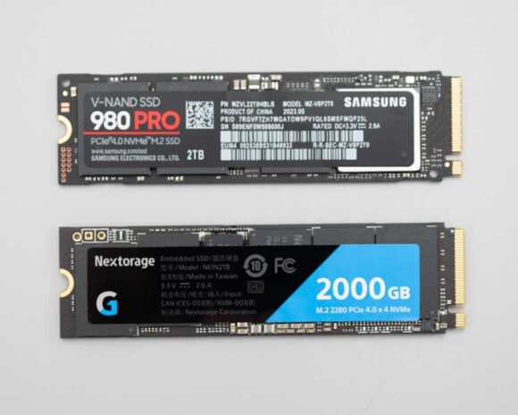 SAMSUNG 内蔵SSD 980 PRO 2TB と
Nextorage Gシリーズ SSD 2000GB 。