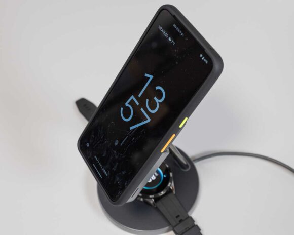 Anker 633 Magnetic Wireless Charger (MagGo) でワイヤレス充電できました
