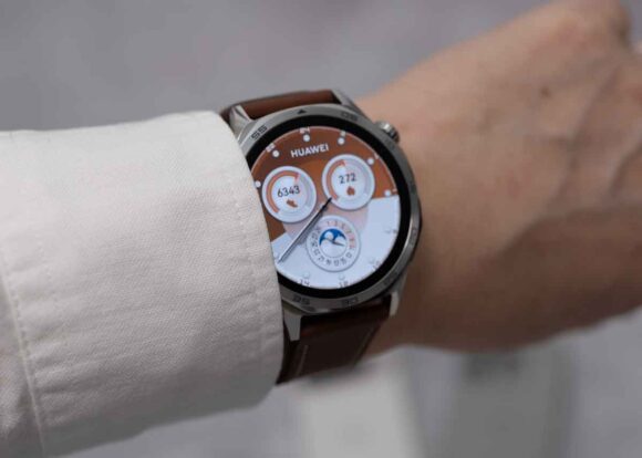 HUAWEI WATCH GT 5 を実際に装着したところ