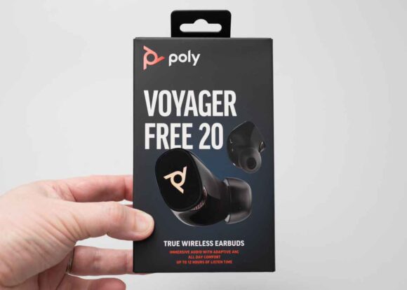 Poly Voyager Free 20 のパッケージ