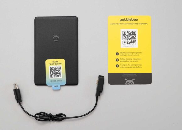 Pebblebee ユニバーサル カード型のセット内容Pebblebeeカード、USB-Cケーブル