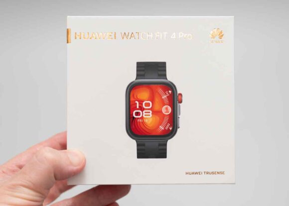 『HUAWEI WATCH FIT 4 Pro』のパッケージ外箱
