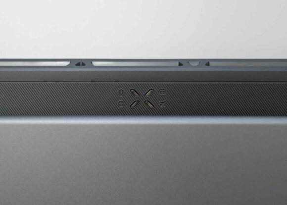 「TUF Gaming A16 FA608UM」のインジケーター