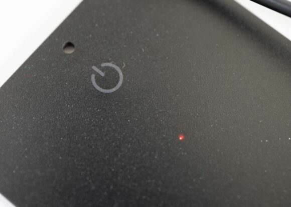 LEDによる充電中の表示