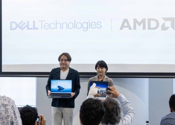 発表会フォトセッション 松原氏とAMD関副社長
