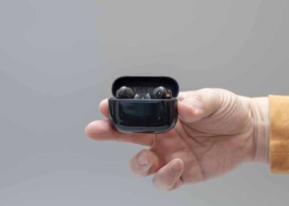 HUAWEI FreeBuds SE 4 ANC のサイズ感