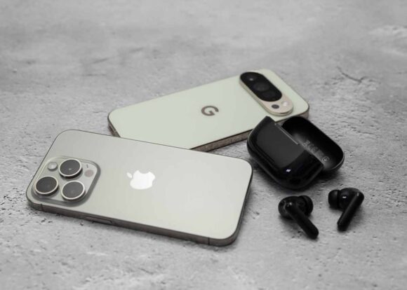 iPhone 15 Pro、Pixel 10 Pro と HUAWEI FreeBuds SE 4 ANC