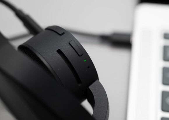 PCとの組み合わせでは、オンしているのかオフなのかがわかりにくい