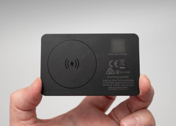 Eufy SmartTrack Card E40 カード本体の裏側